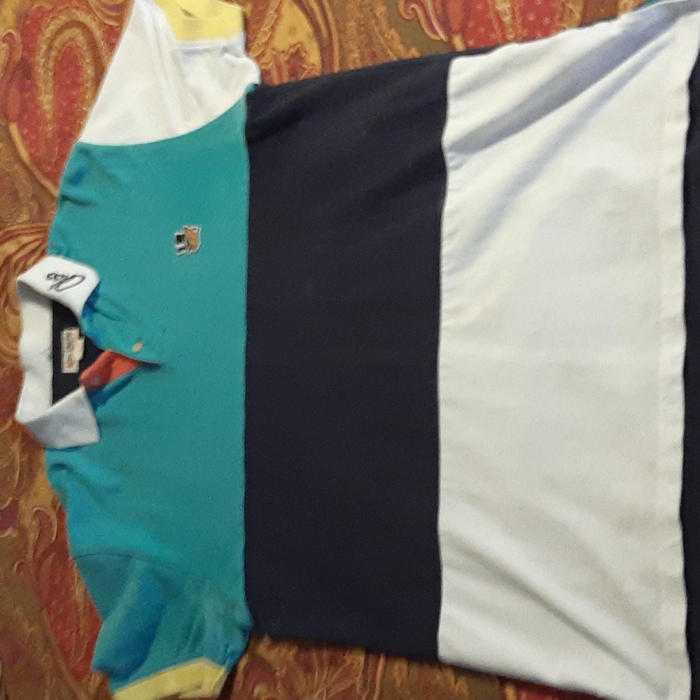 akoo shirt